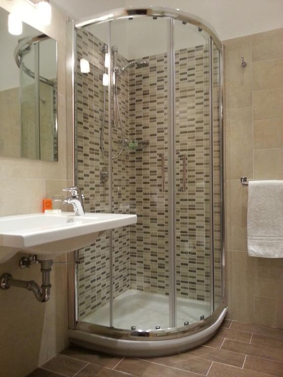 Hotel Sicilia Enna Rum bild