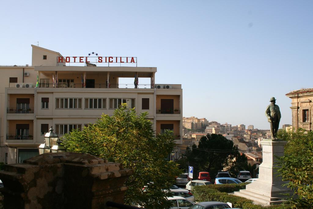 Hotel Sicilia Enna Exteriör bild