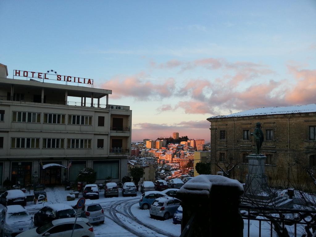 Hotel Sicilia Enna Exteriör bild