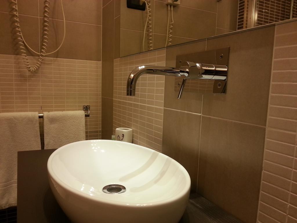 Hotel Sicilia Enna Rum bild